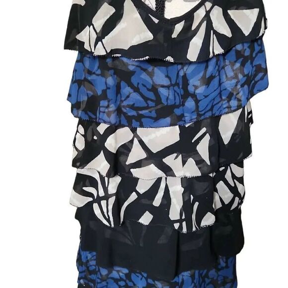 Kensie Ladies Mixed Pattern V-Neck Tiered Ruffle Dress - Size Medium - Picture 5 of 7